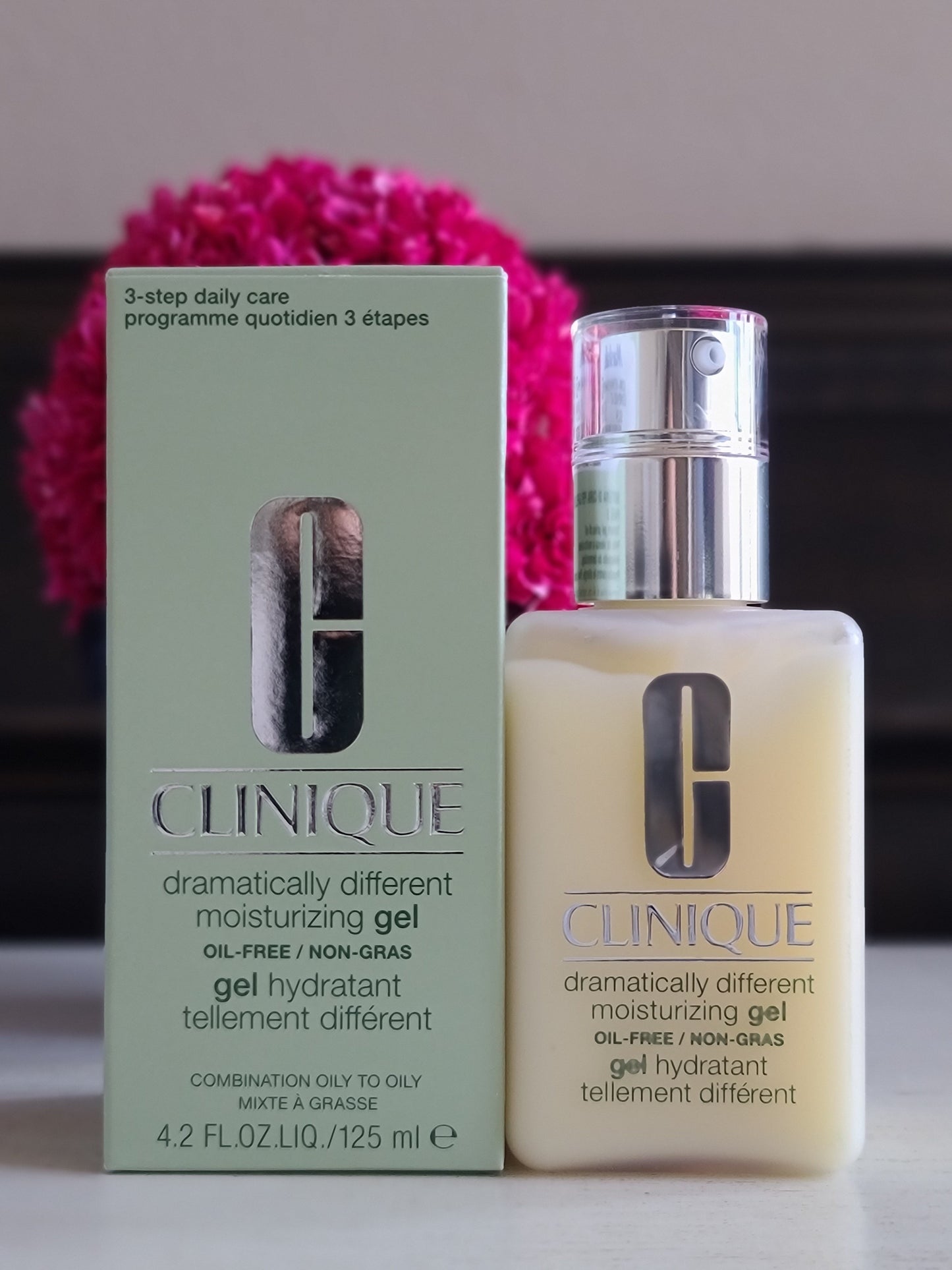 Clinique Dramatically Different Moisturizing Gel with Pump
