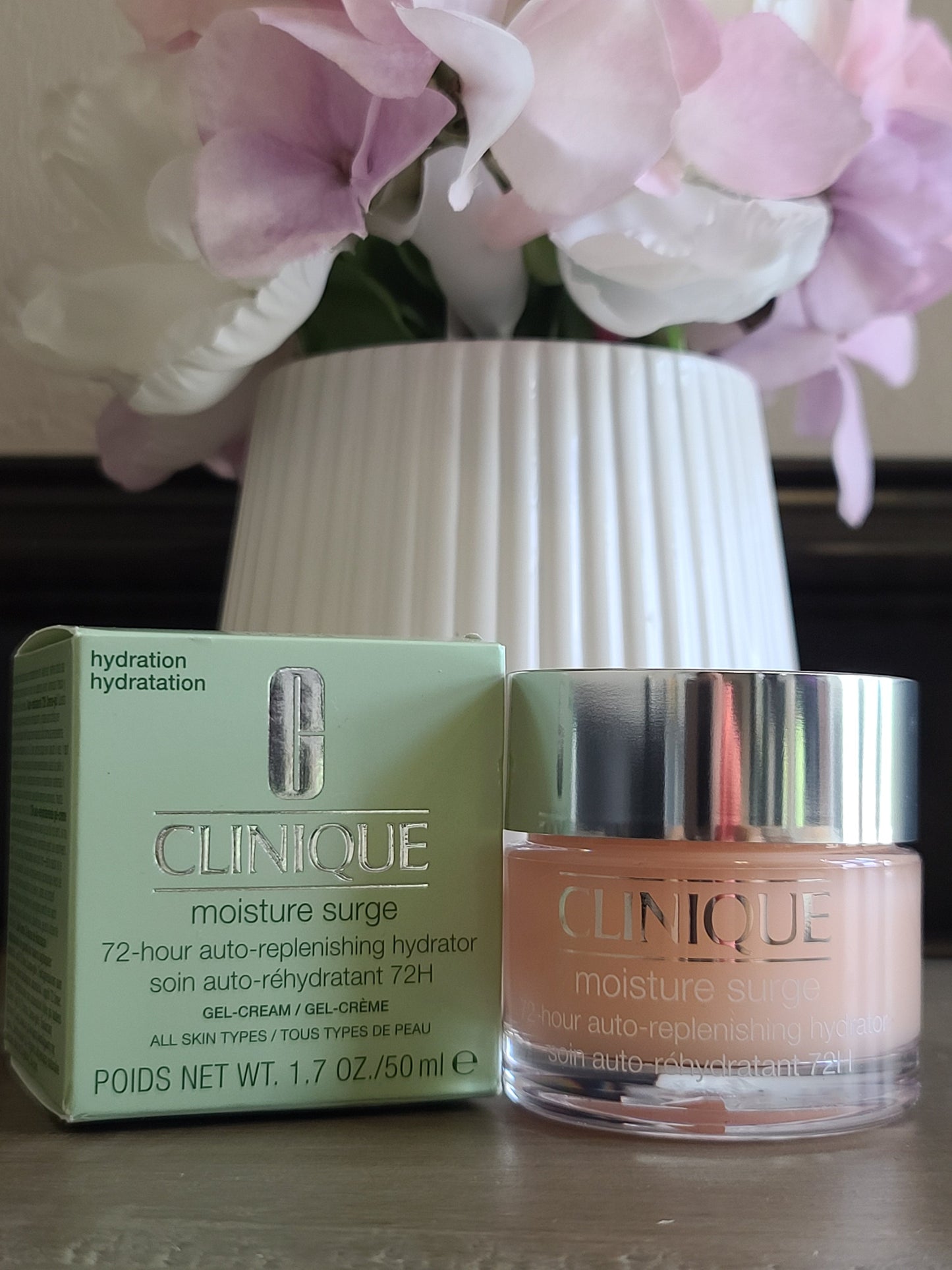 Clinique Moisture Surge 72-hour Auto-Replenishing Hydrator