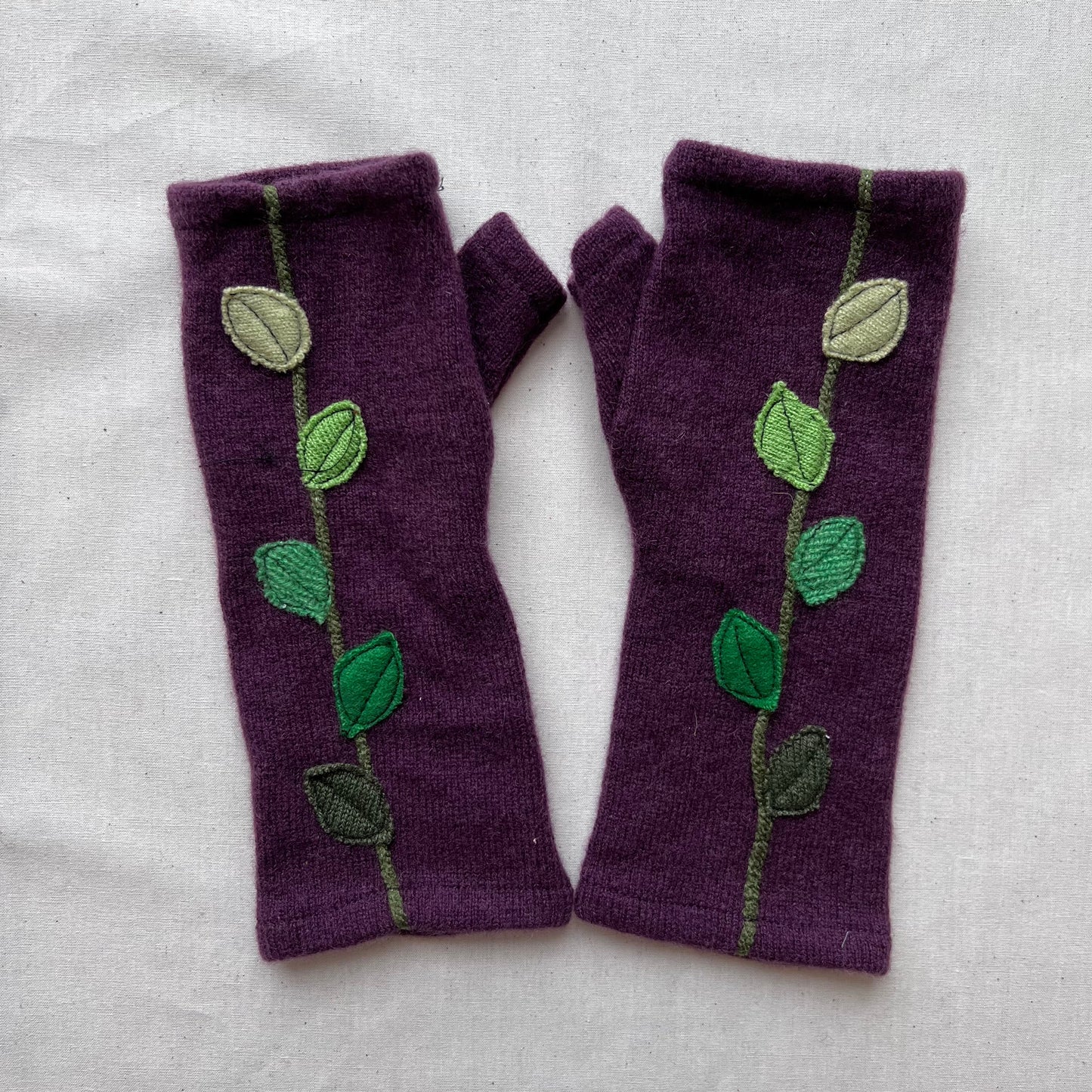 Fingerless Cashmere Gloves "Leaves"