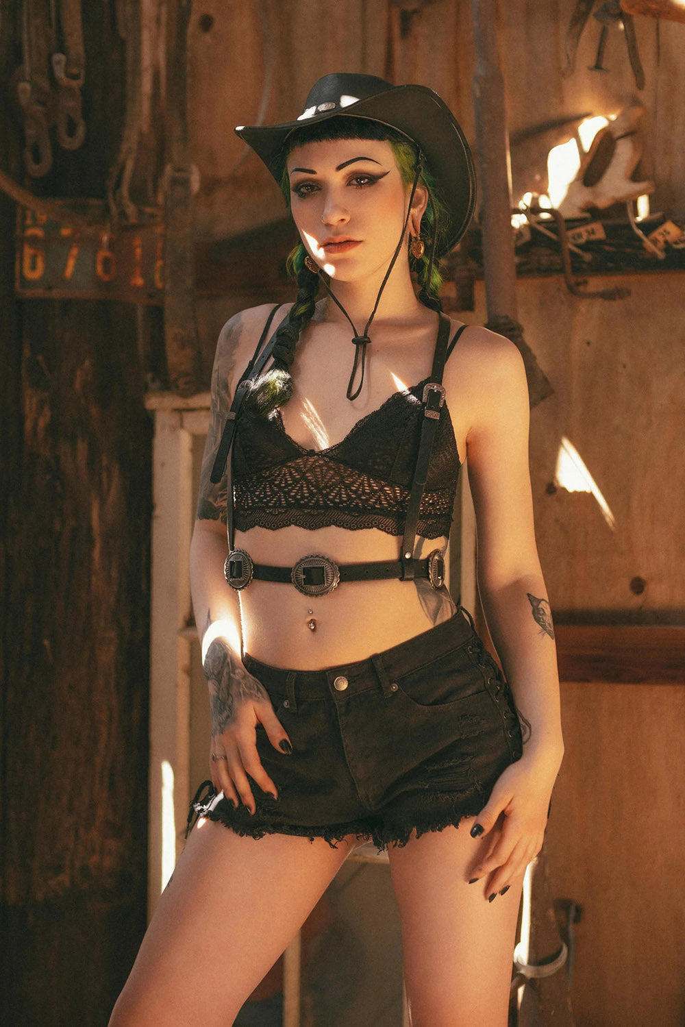 Mojave Poison Western Goth Conch Harness