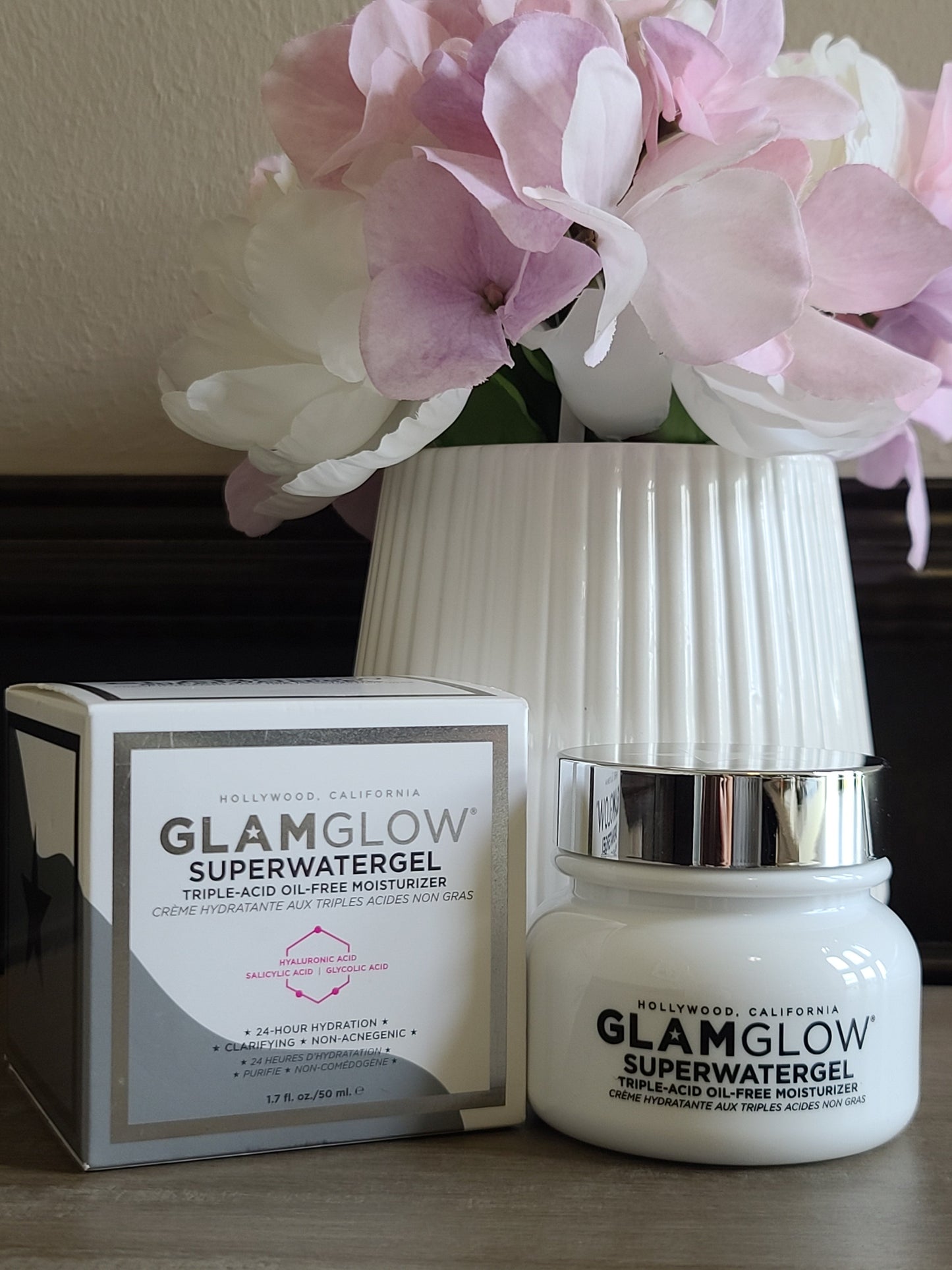 GLAMGLOW Superwatergel Triple-Acid Oil-Free Moisturizer